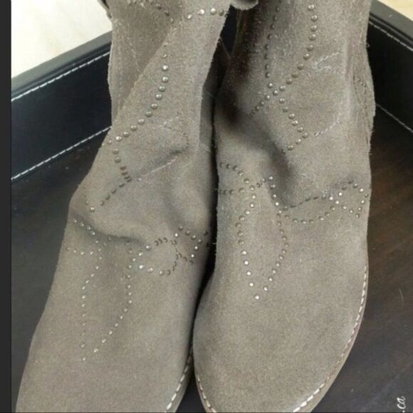 Yellow Box Boots Booties Size 8 Light Brown - Picture 4 of 9